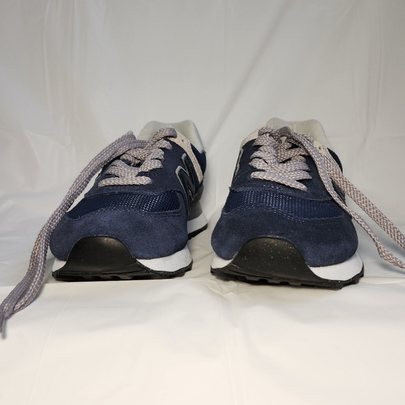 NIB New Balance Sneakers 574 Core WL574EVN - Picture 6 of 15